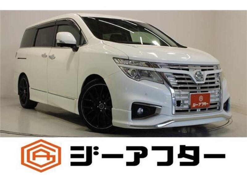 NISSAN ELGRAND