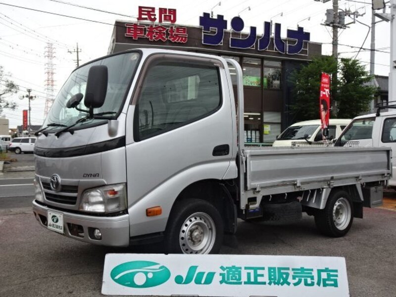 TOYOTA DYNA