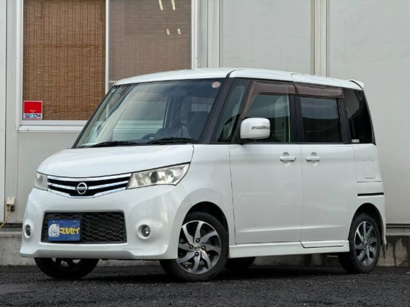 NISSAN ROOX