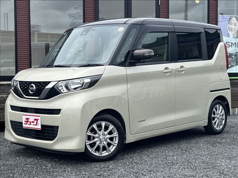 NISSAN ROOX