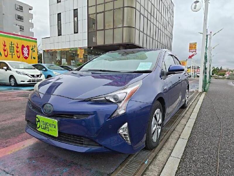 TOYOTA PRIUS