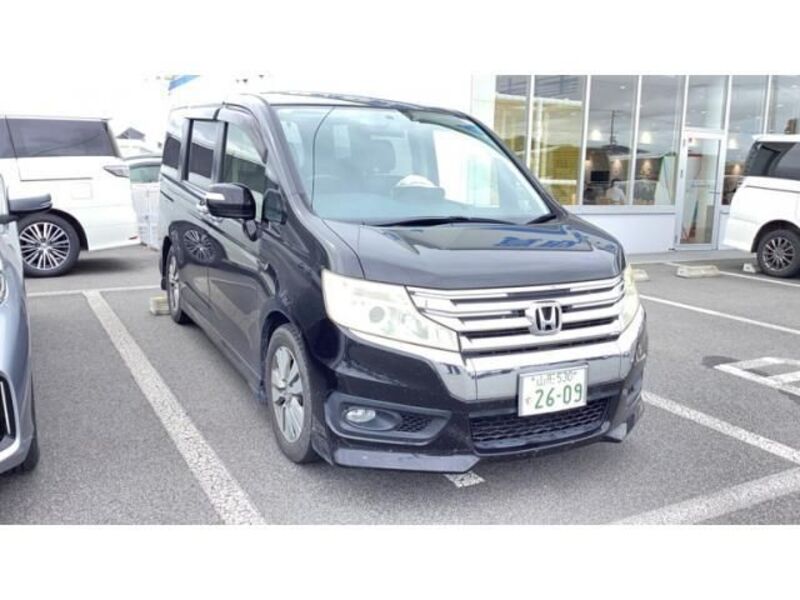 HONDA STEPWAGON SPADA