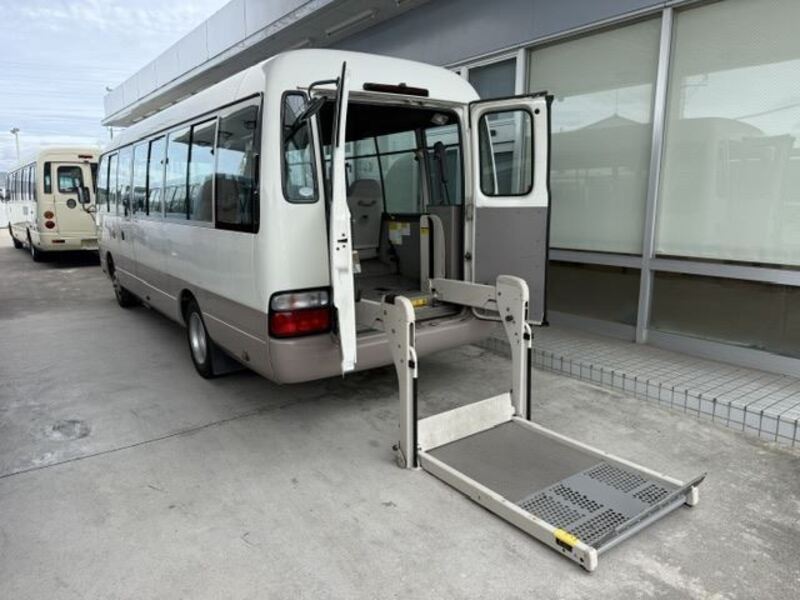 TOYOTA COASTER