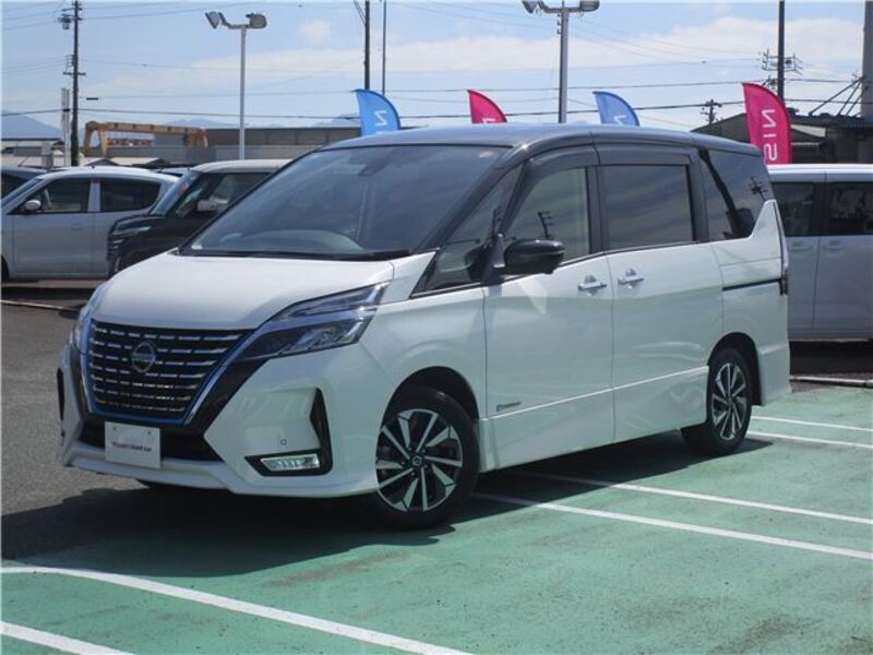 NISSAN SERENA