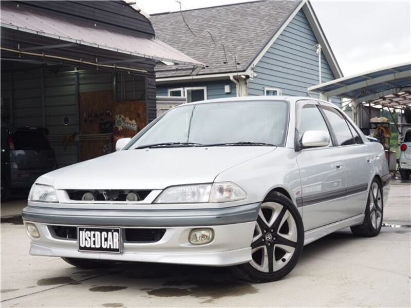 TOYOTA CARINA