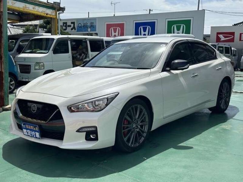 NISSAN SKYLINE