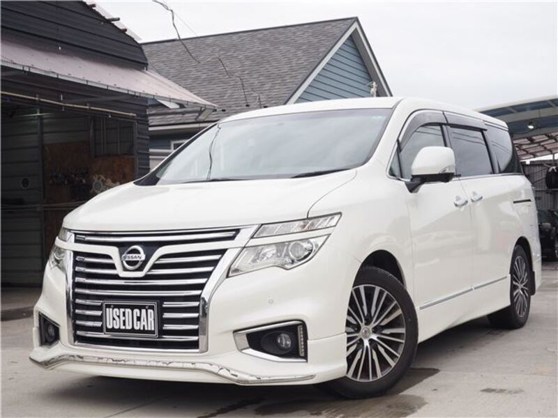 NISSAN ELGRAND