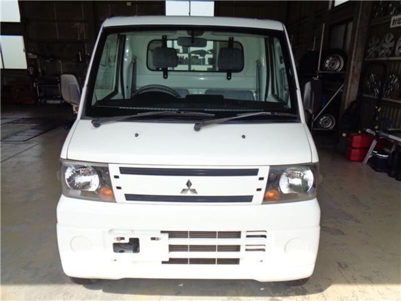 MITSUBISHI MINICAB TRUCK