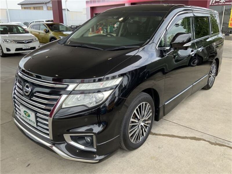 NISSAN ELGRAND