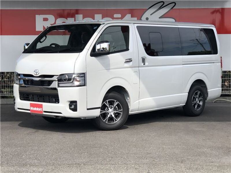 TOYOTA HIACE