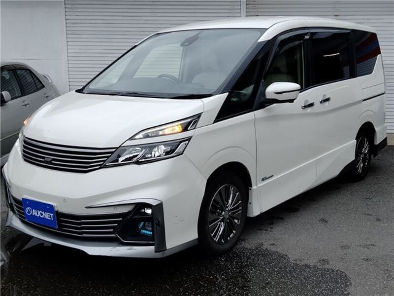 NISSAN SERENA