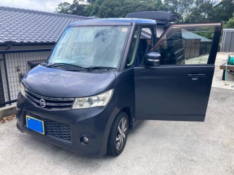 NISSAN ROOX
