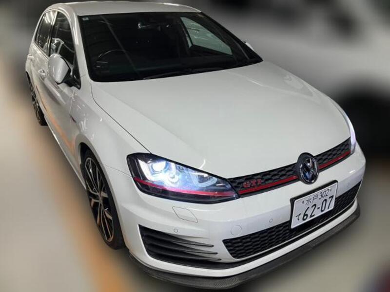 VOLKSWAGEN GOLF GTI