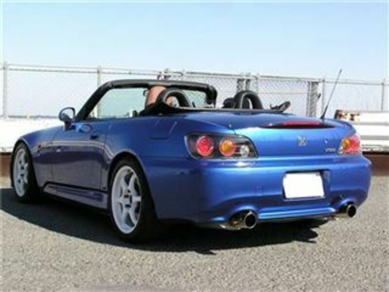 S2000