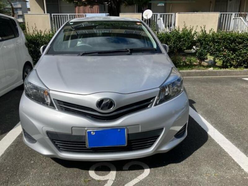 TOYOTA VITZ