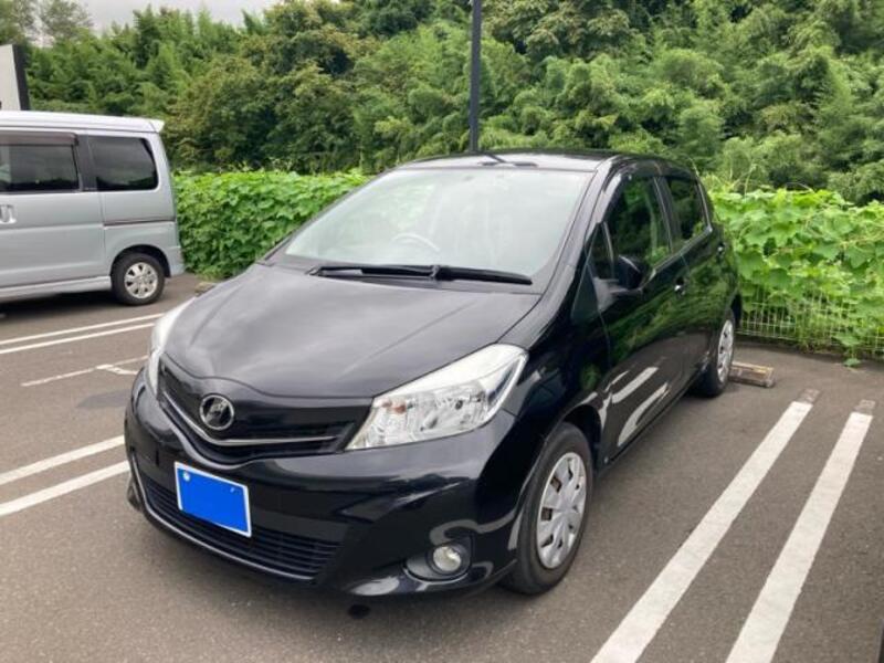TOYOTA VITZ