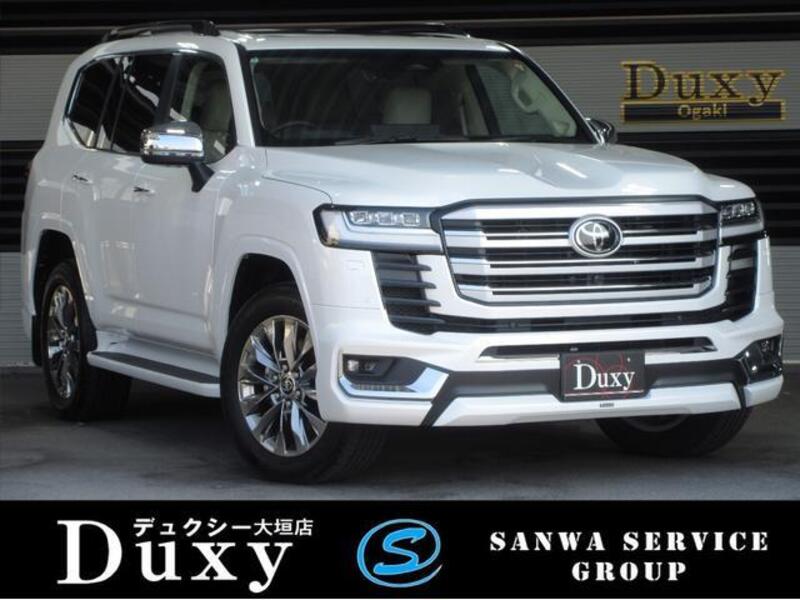 TOYOTA LAND CRUISER
