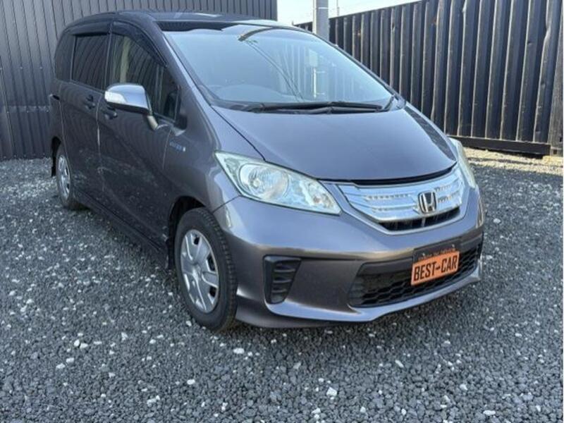 HONDA FREED HYBRID