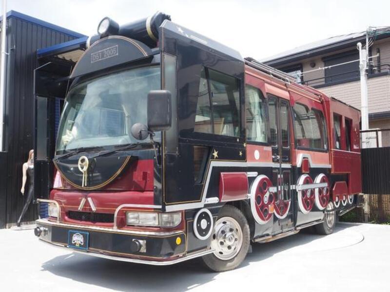 NISSAN CIVILIAN BUS