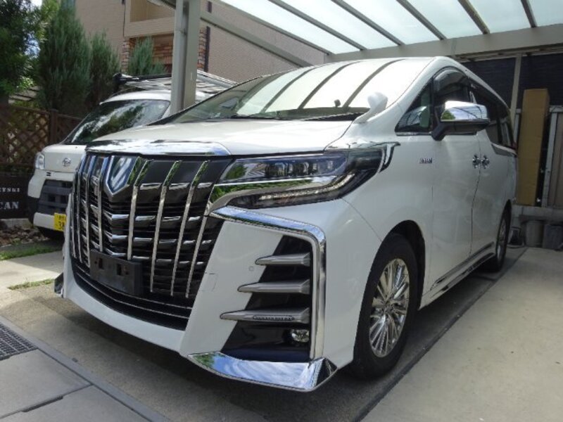 TOYOTA ALPHARD
