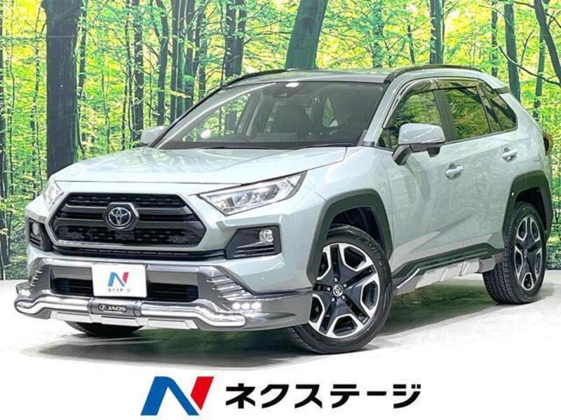 TOYOTA RAV4