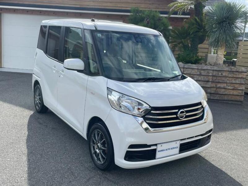 NISSAN DAYZ ROOX