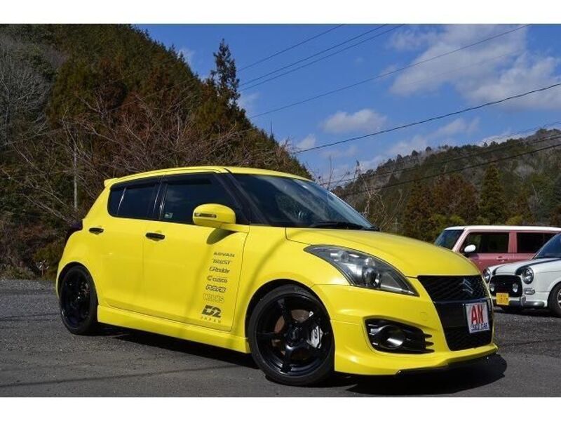 SUZUKI SWIFT