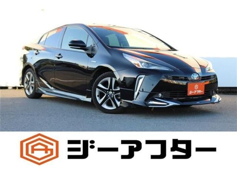 TOYOTA PRIUS
