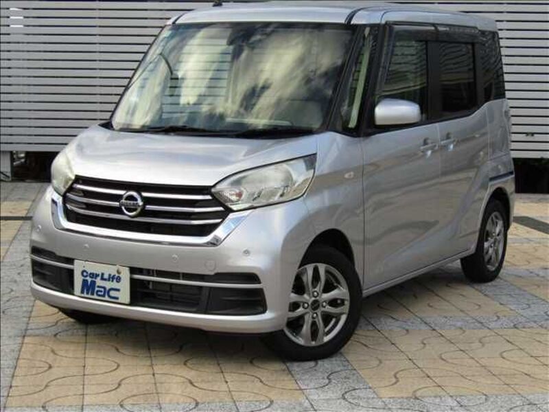 NISSAN DAYZ ROOX