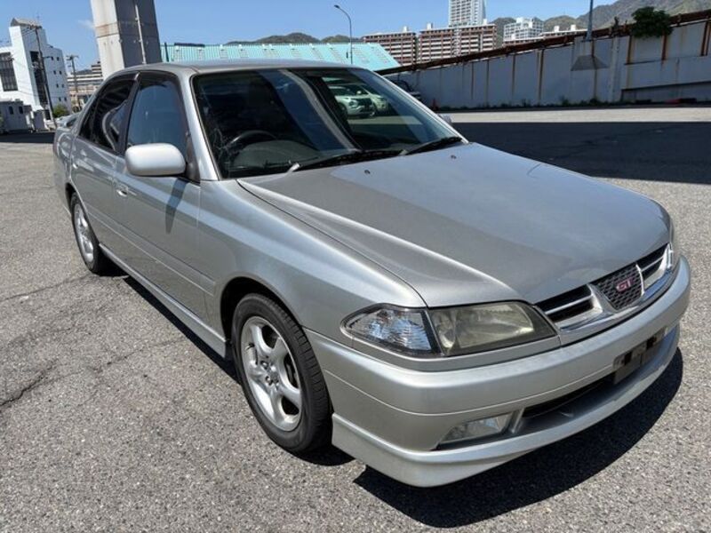 TOYOTA CARINA