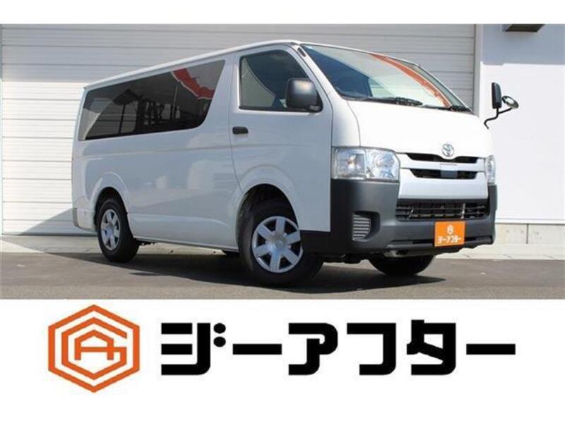 TOYOTA HIACE