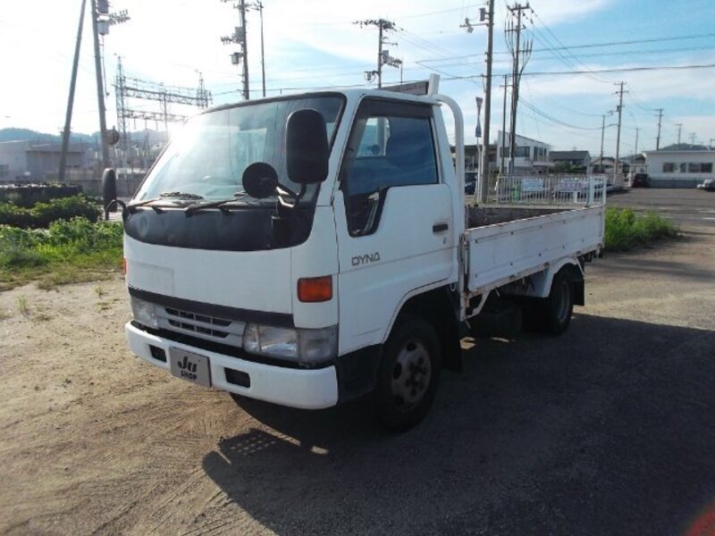TOYOTA DYNA