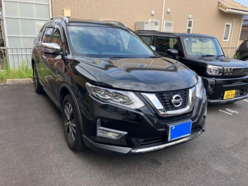 NISSAN X-TRAIL