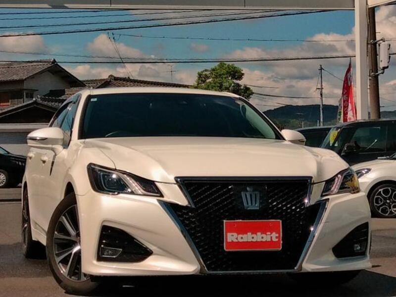 TOYOTA CROWN