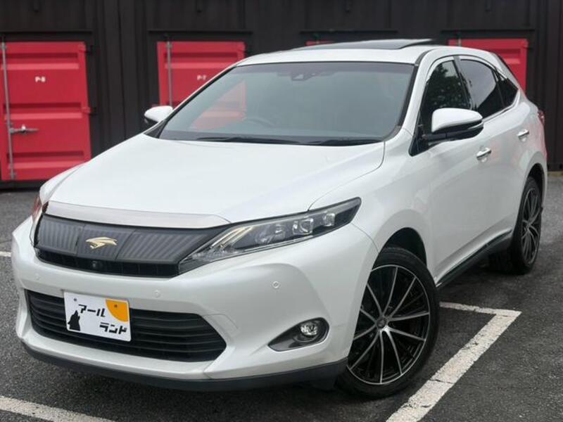 TOYOTA HARRIER