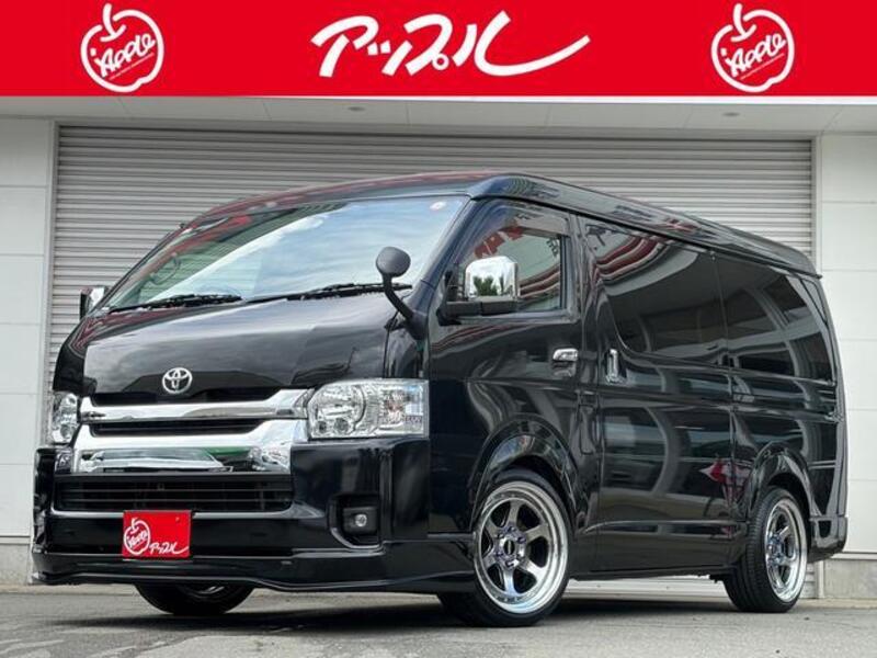 TOYOTA HIACE WAGON