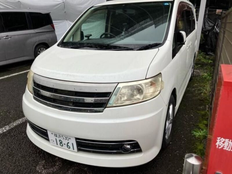 NISSAN SERENA