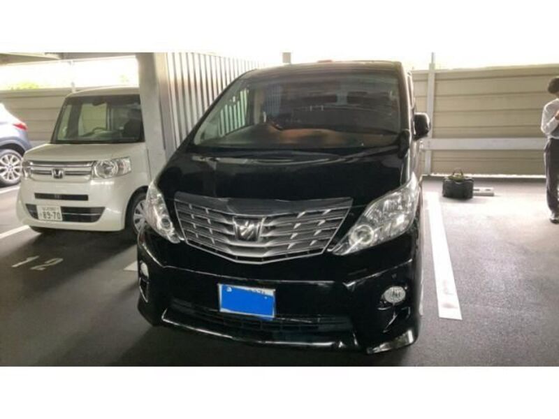 TOYOTA ALPHARD