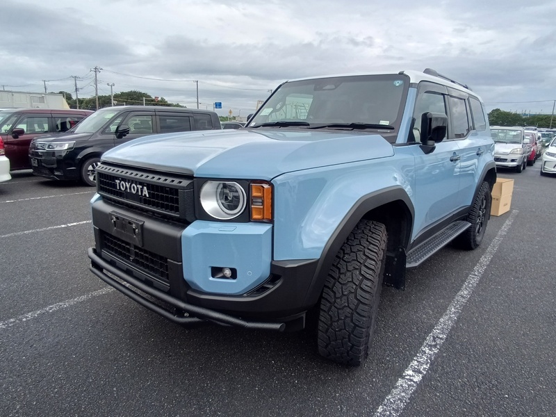 TOYOTA LAND CRUISER 250