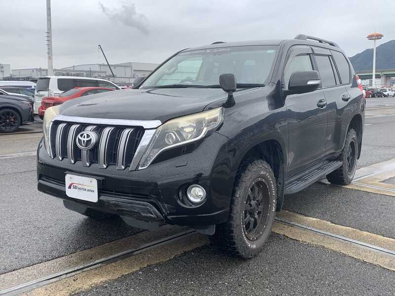TOYOTA LAND CRUISER PRADO