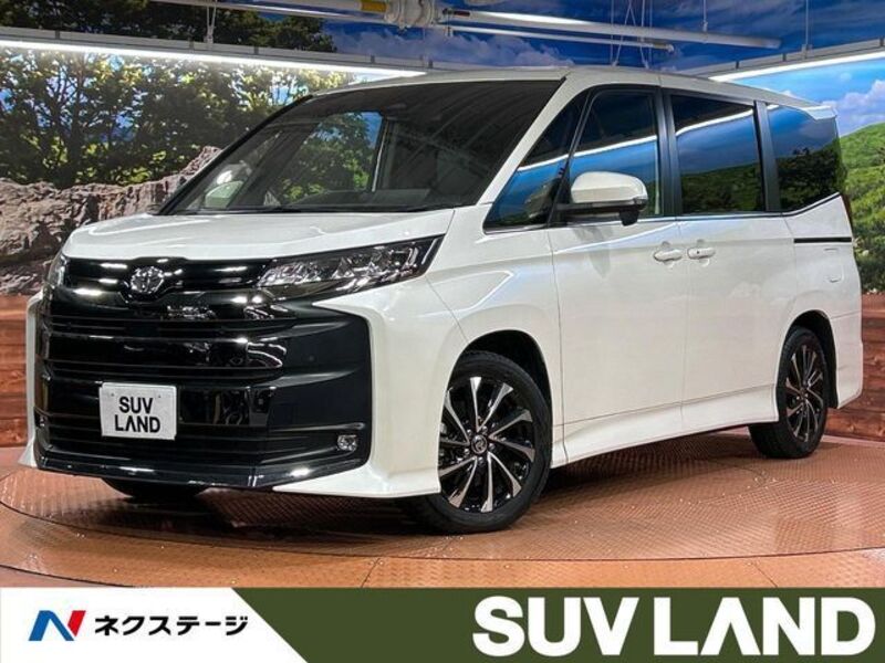TOYOTA NOAH
