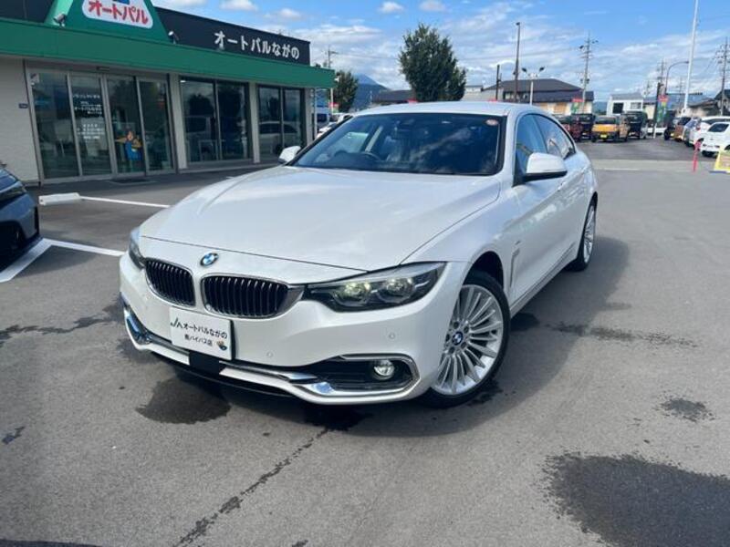 BMW 4 SERIES
