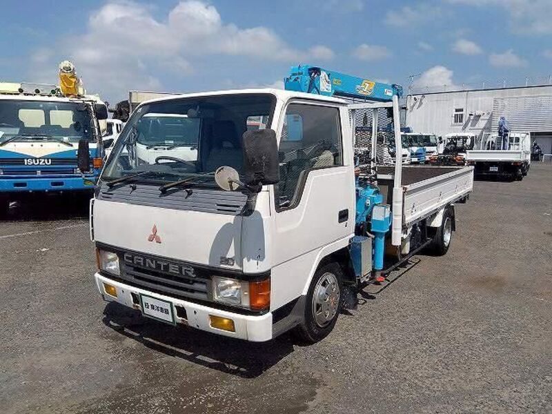 MITSUBISHI CANTER