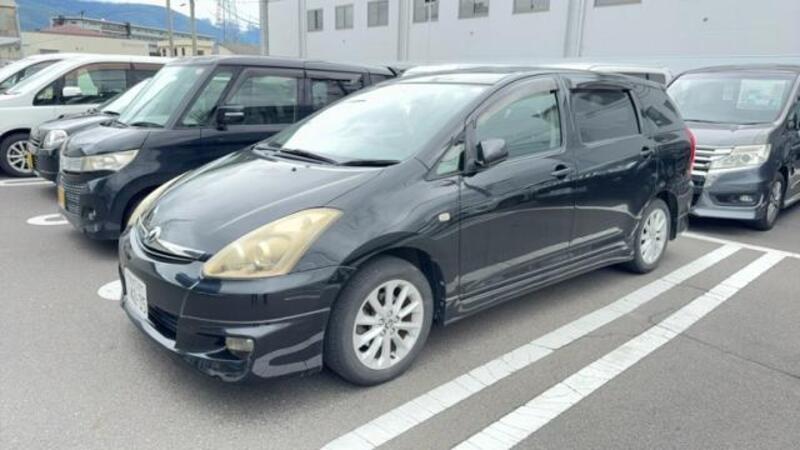 TOYOTA WISH