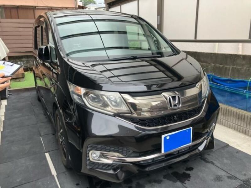HONDA STEPWAGON SPADA