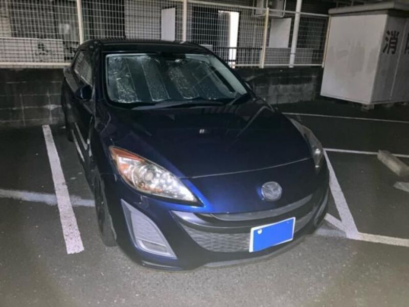 MAZDA AXELA SPORTS