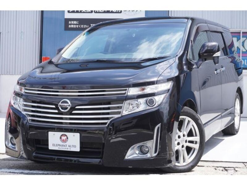 NISSAN ELGRAND
