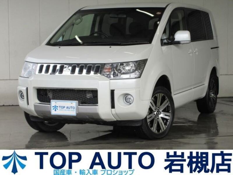 MITSUBISHI DELICA D5