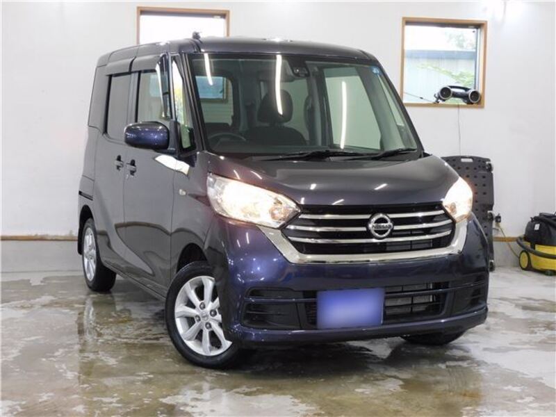 NISSAN DAYZ ROOX
