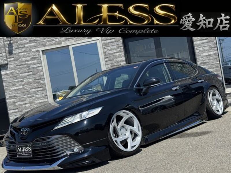 TOYOTA CAMRY